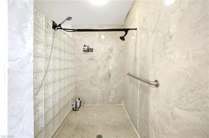 4317 Se 16th Pl, Cape Coral, Florida 33904