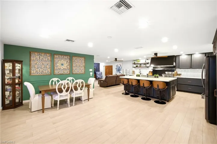 4317 Se 16th Pl, Cape Coral, Florida 33904