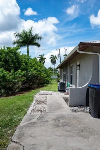 5443 Avenue E, Bokeelia, Florida 33922
