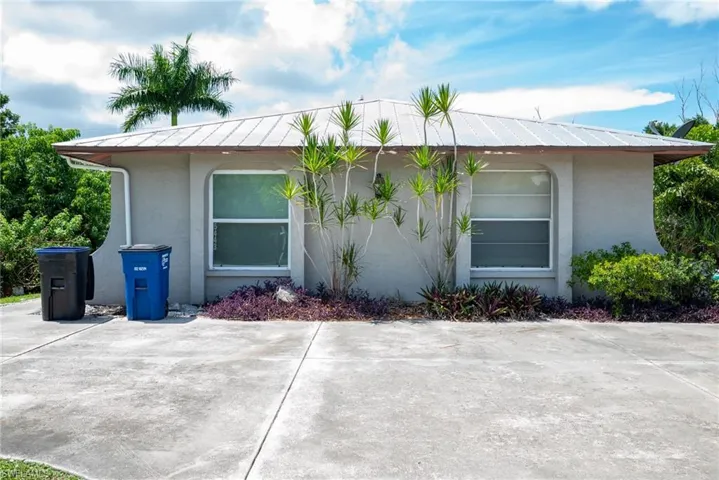 5443 Avenue E, Bokeelia, Florida 33922