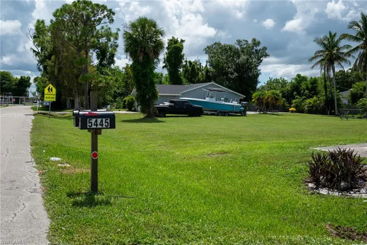 5443 Avenue E, Bokeelia, Florida 33922