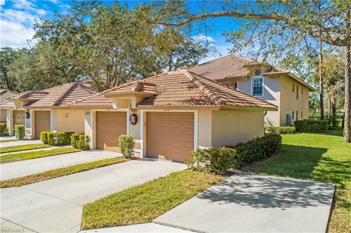 8073  Panther  TRL, Naples, FL 34113