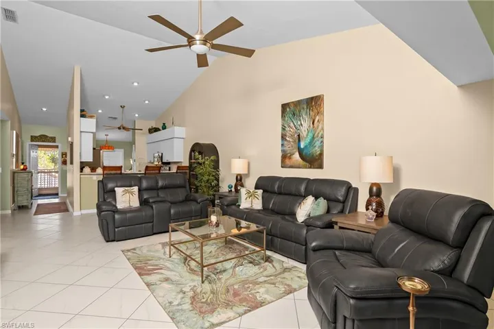 8073  Panther  TRL, Naples, FL 34113