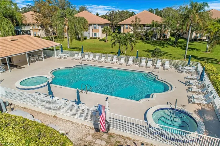 8073  Panther  TRL, Naples, FL 34113