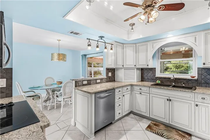 4632 Se 1st Pl, Cape Coral, Florida 33904