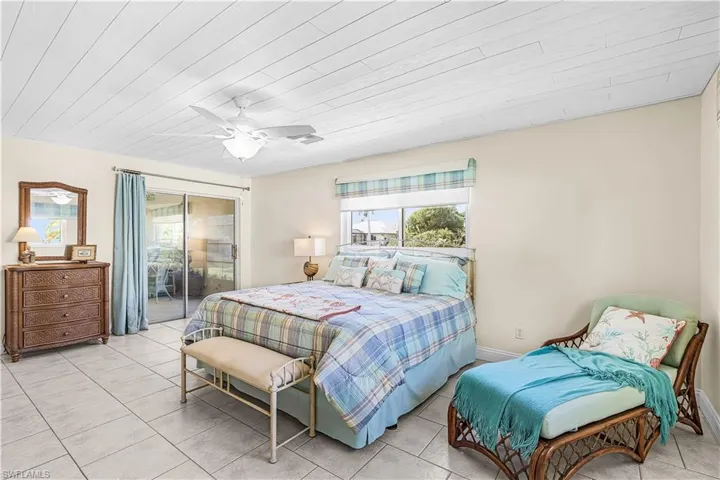 4632 Se 1st Pl, Cape Coral, Florida 33904