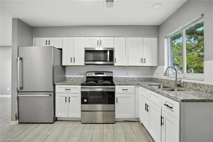 125/127 Gordon Ave S, Lehigh Acres, Florida 33973