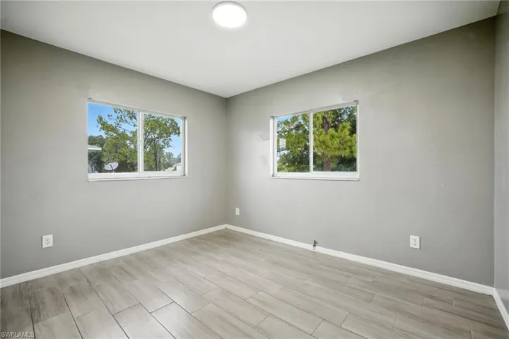 125/127 Gordon Ave S, Lehigh Acres, Florida 33973