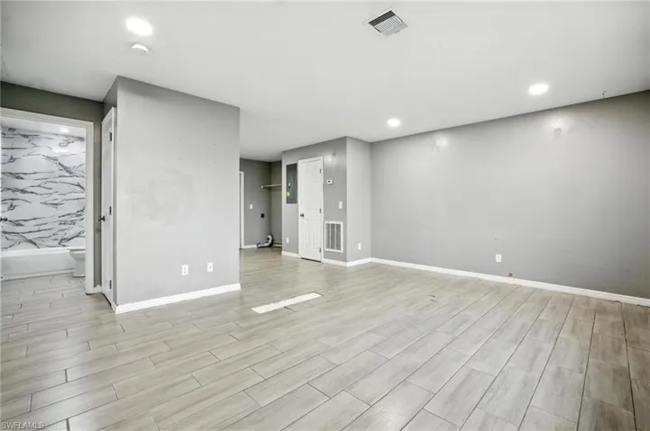 125/127 Gordon Ave S, Lehigh Acres, Florida 33973