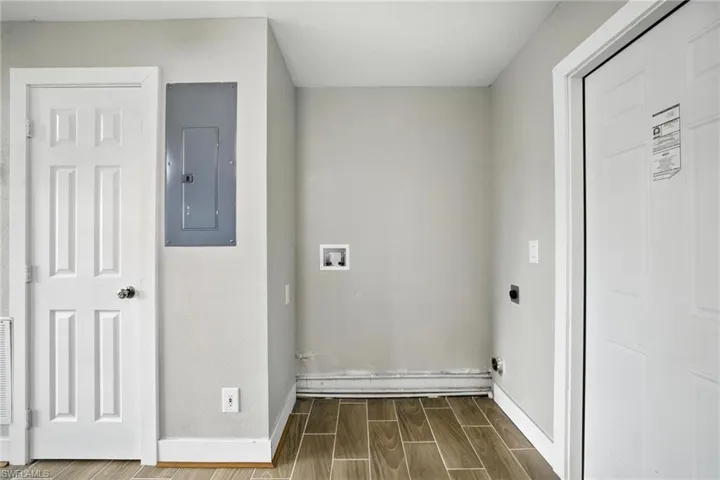 125/127 Gordon Ave S, Lehigh Acres, Florida 33973
