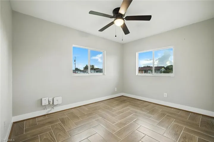 125/127 Gordon Ave S, Lehigh Acres, Florida 33973