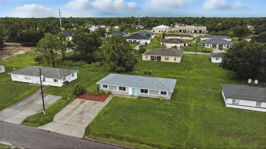 125/127 Gordon Ave S, Lehigh Acres, Florida 33973