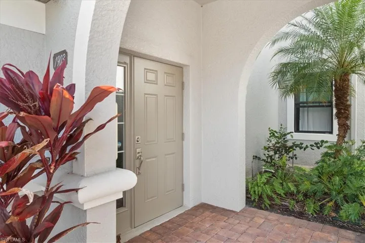 12053  Covent Garden  CT, Naples, FL 34120