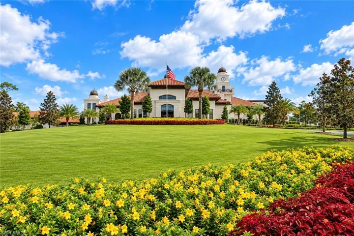 7491 Treeline Dr, Naples, Florida 34119