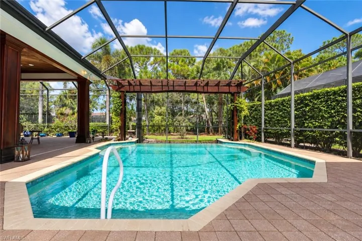 7491 Treeline Dr, Naples, Florida 34119