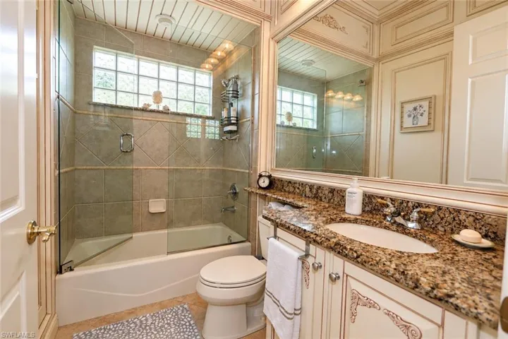 7491 Treeline Dr, Naples, Florida 34119