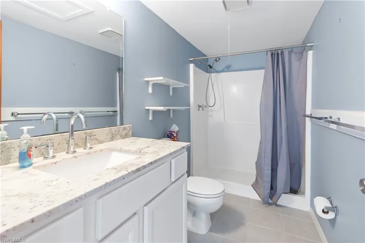 8137 Gull Ln, Fort Myers, Florida 33967