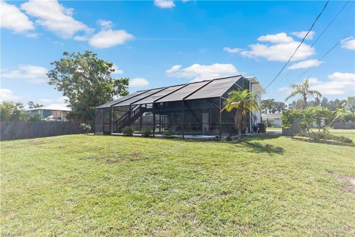8137 Gull Ln, Fort Myers, Florida 33967