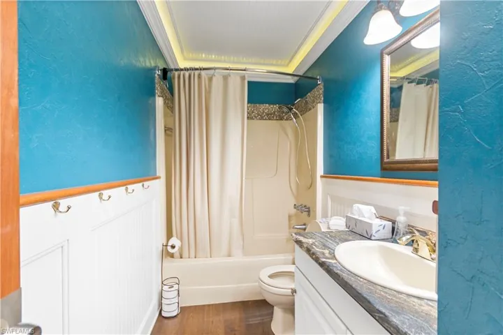 8137 Gull Ln, Fort Myers, Florida 33967