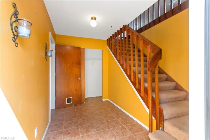 8137 Gull Ln, Fort Myers, Florida 33967