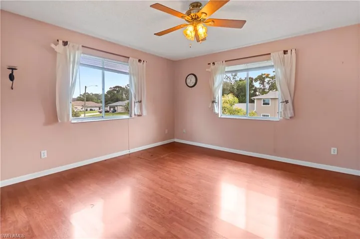 8137 Gull Ln, Fort Myers, Florida 33967