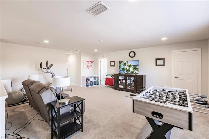 2'nd floor game/family room