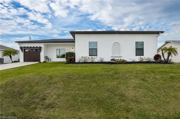 4004  13th SW ST, Lehigh Acres, FL 33976
