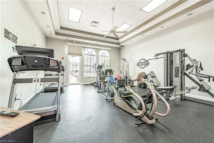 21  High Point E CIR, Naples, FL 34103