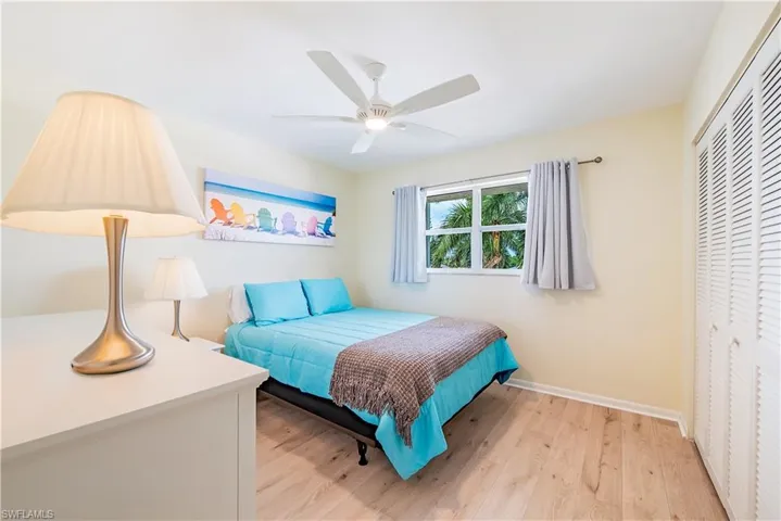21  High Point E CIR, Naples, FL 34103