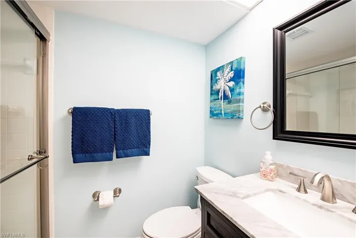 21  High Point E CIR, Naples, FL 34103