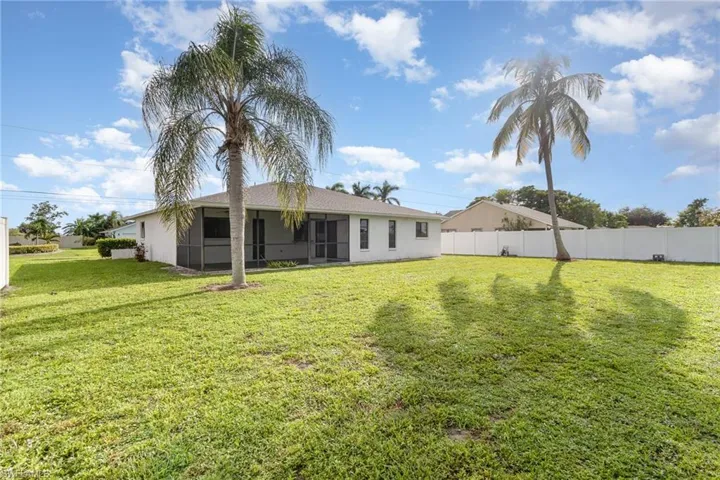 1119 SE 29th  ST, Cape Coral, FL 33904