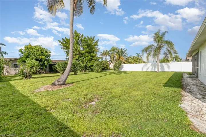 1119 SE 29th  ST, Cape Coral, FL 33904