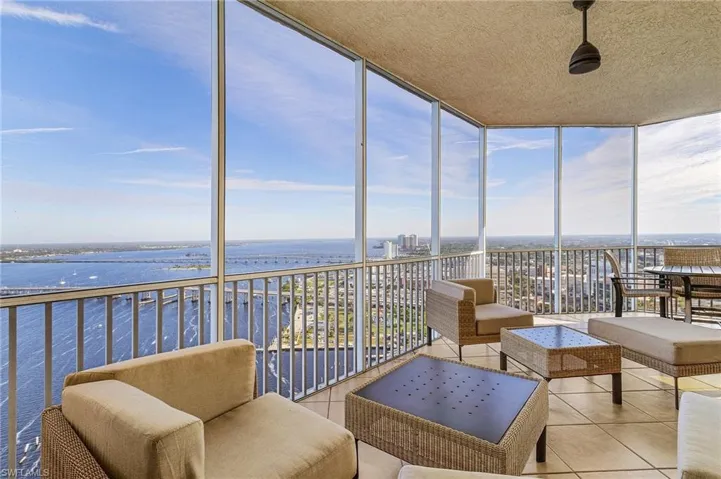 2090 W First St # 3206, Fort Myers Fl 33901