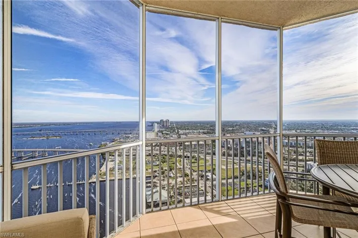 2090 W First St # 3206, Fort Myers Fl 33901