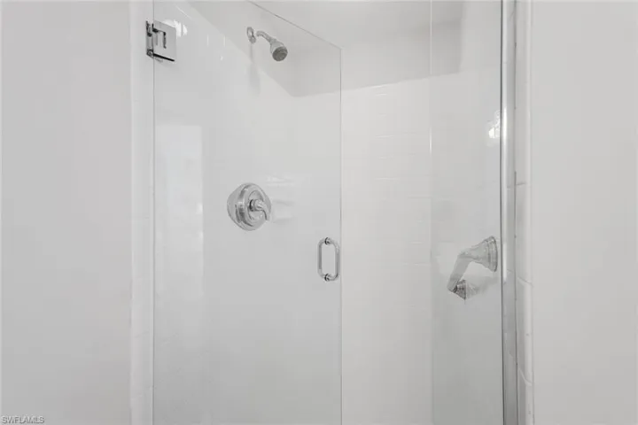 Master ensuite