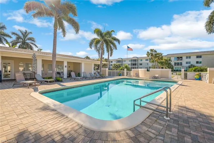Community pool