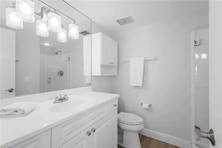 Master ensuite