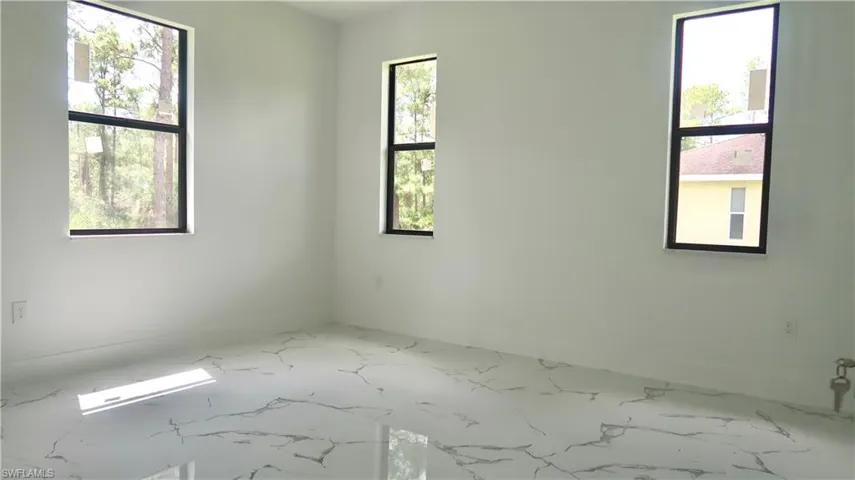 2106 E 13th St, Lehigh Acres, Florida 33972