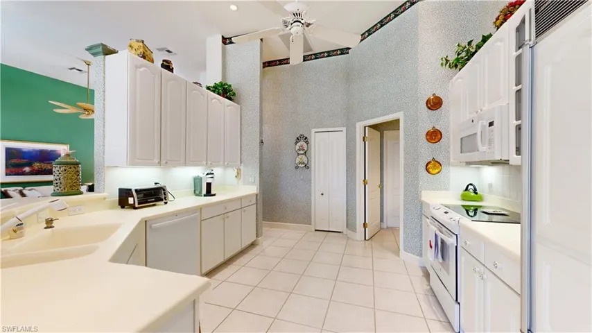 Etura Counter tops