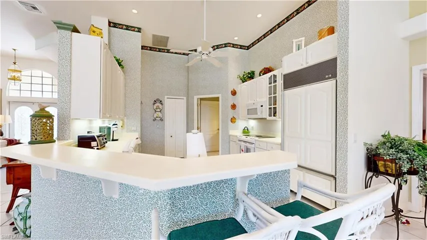 Breakfast Bar