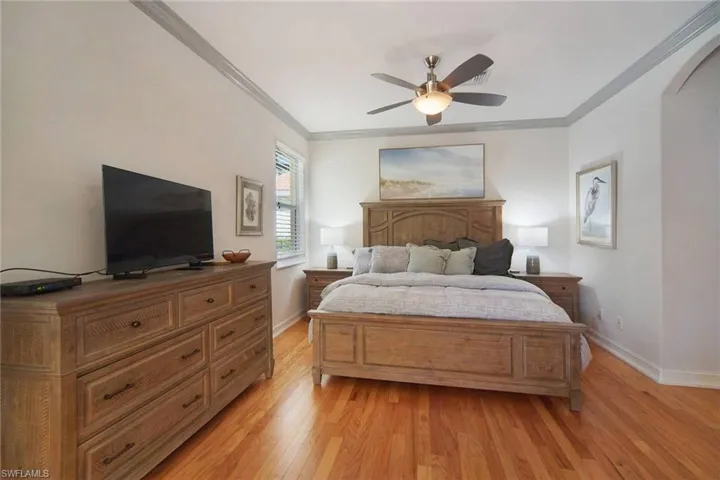 King Size Bed