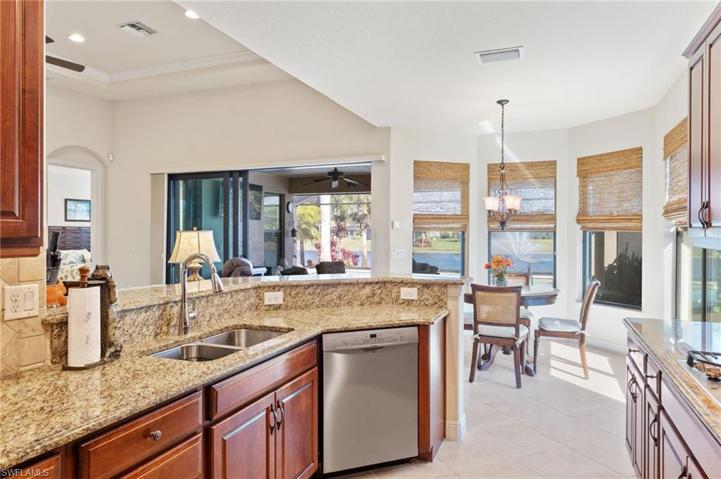 9933  Alhambra  LN, Bonita Springs, FL 34135