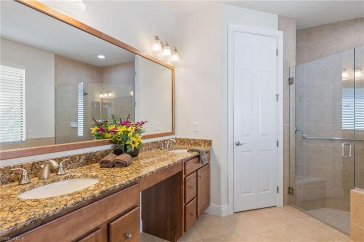 9933  Alhambra  LN, Bonita Springs, FL 34135
