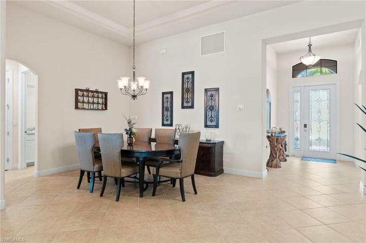 9933  Alhambra  LN, Bonita Springs, FL 34135