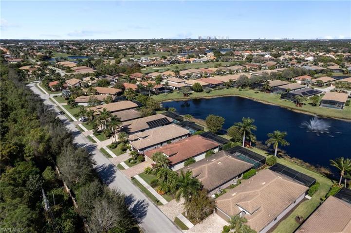 9933  Alhambra  LN, Bonita Springs, FL 34135