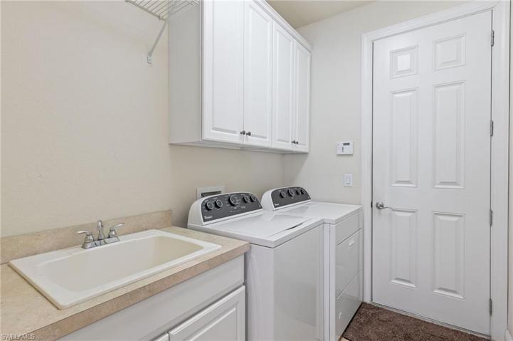 9933  Alhambra  LN, Bonita Springs, FL 34135