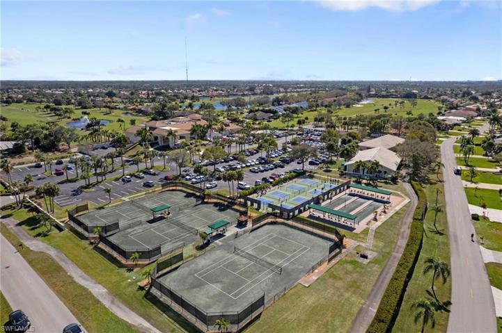 9933  Alhambra  LN, Bonita Springs, FL 34135