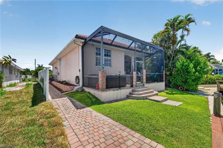 1298 Thompson St, North Fort Myers, Florida 33903