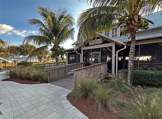 The Overlook Bar & Grill