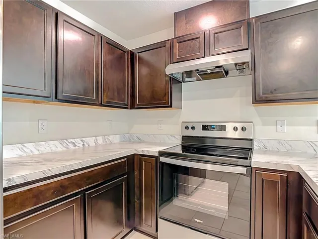 15121 Piping Plover Ct 102, North Fort Myers, Florida 33917